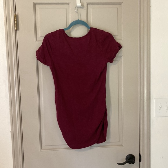 Motherhood maternity maroon short sleeve shirt. Size small - Picture 4 of 4